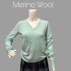 Banana Republic Mint Green V-Neck Sweater